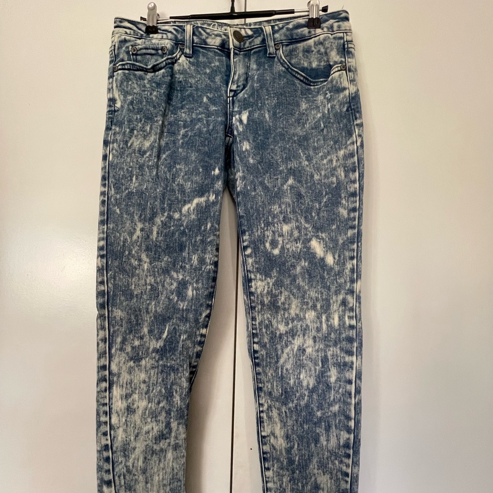 Aeropostale Jeans, size 6, acid wash